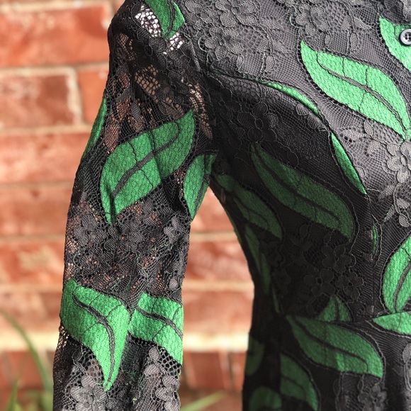 ❤️❤️❤️ Beautiful Green& Black Midi Lace Dress - Picture 5 of 8